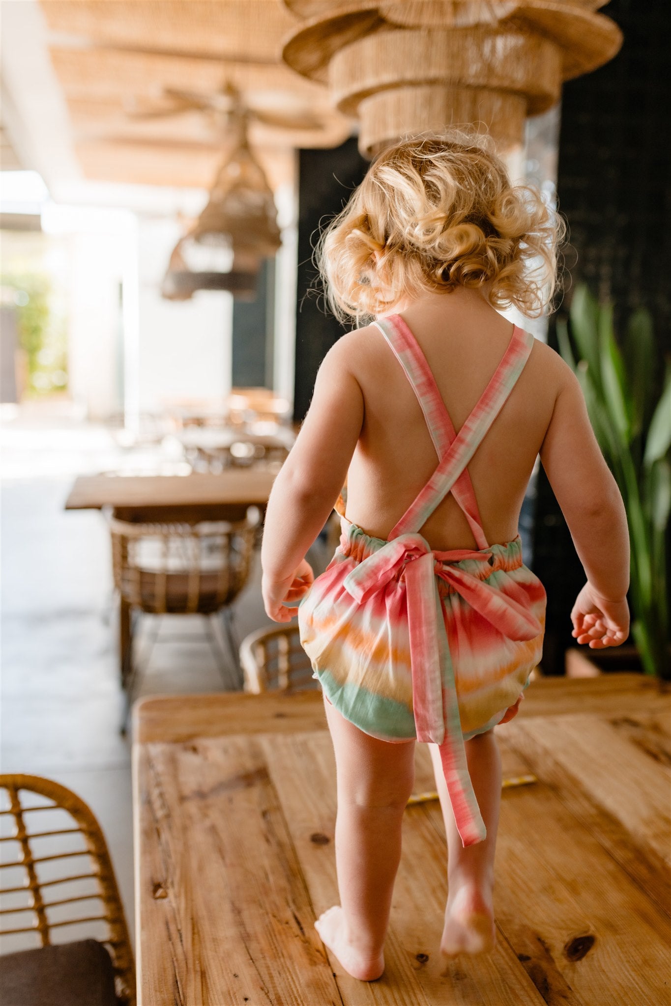 Petito niña volante Positano