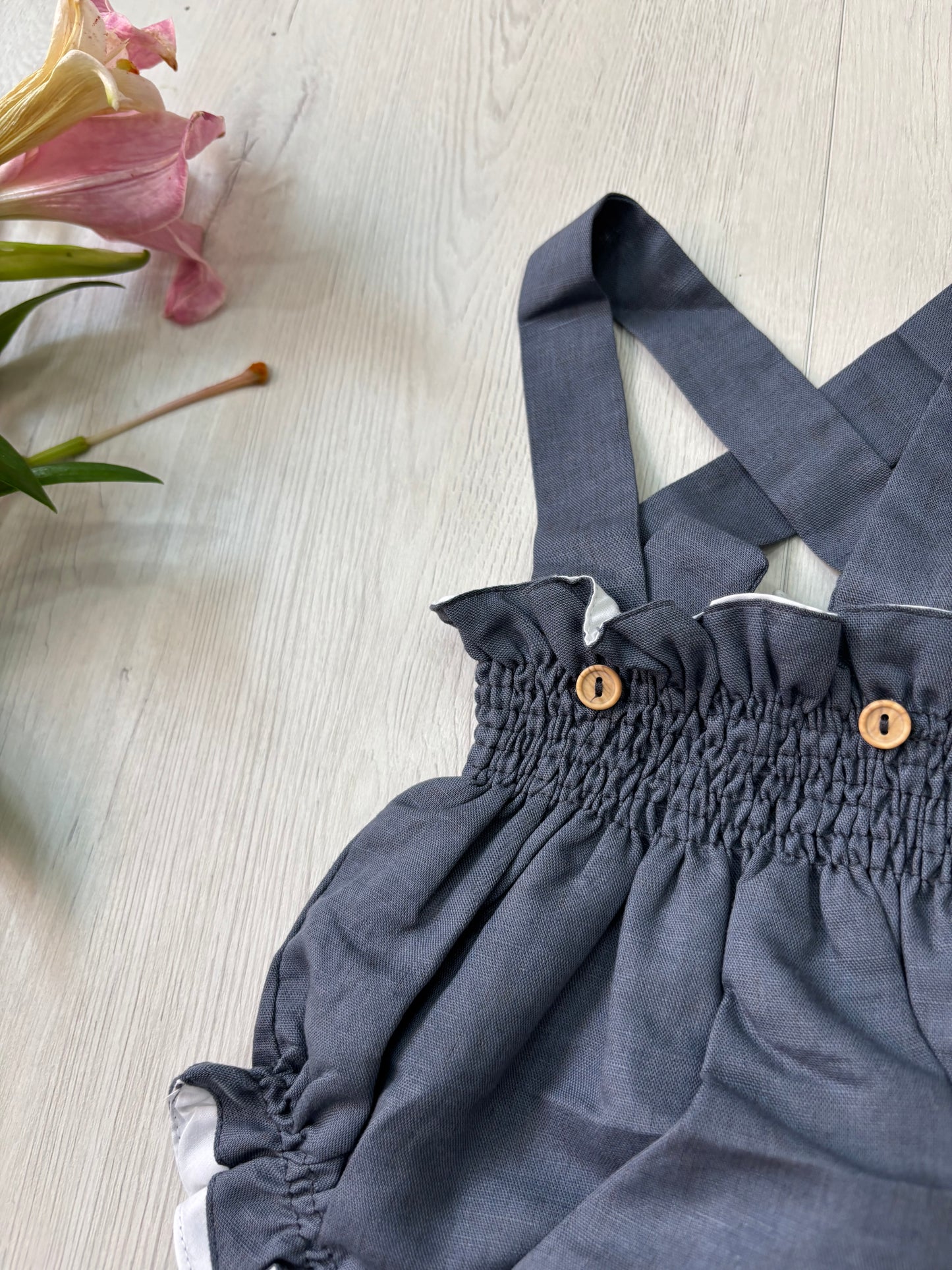 Braguita de tirantes narciso azulón