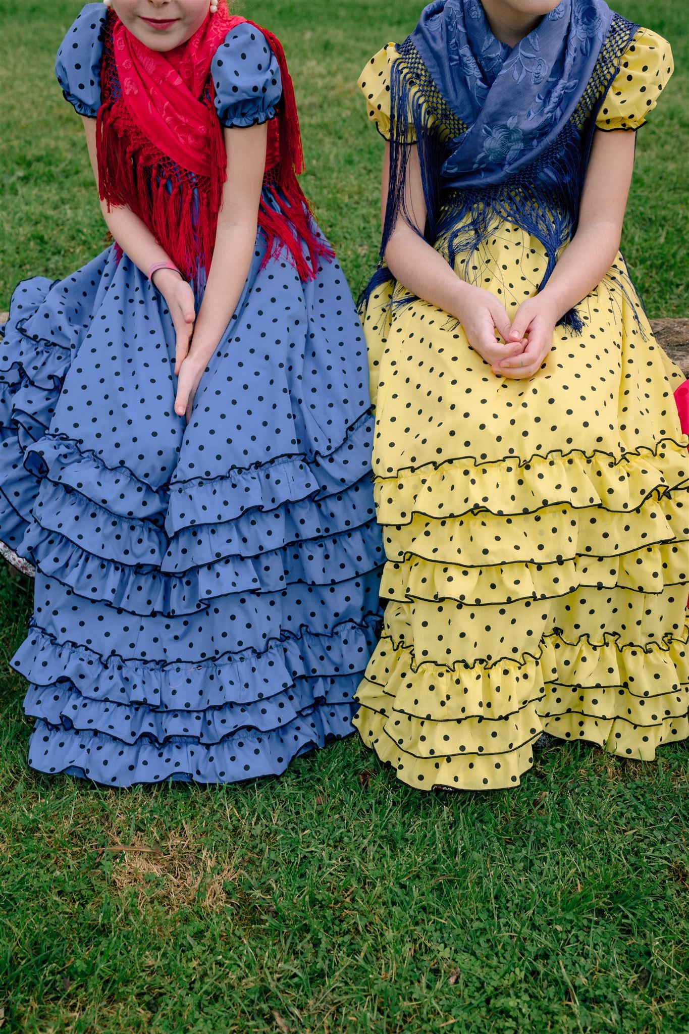 TRAJE DE FLAMENCA FABIOLA (Azulón lunar negro)